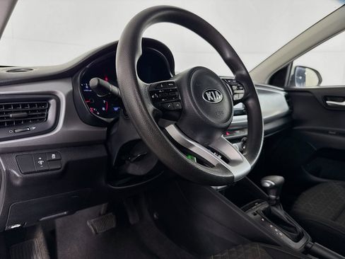 Used 2019 Kia Rio S image 21