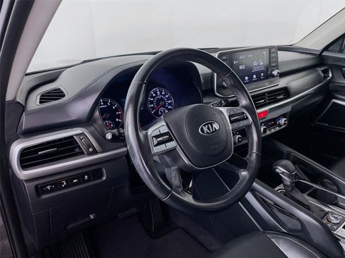 Used 2021 Kia Telluride LX image 12