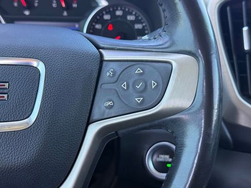 Used 2020 GMC Terrain Denali w/ Denali Premium Package AWD/4WD image 12