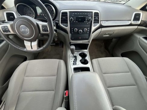 Used 2012 Jeep Grand Cherokee Laredo image 12