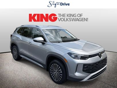 New 2025 Volkswagen Tiguan S