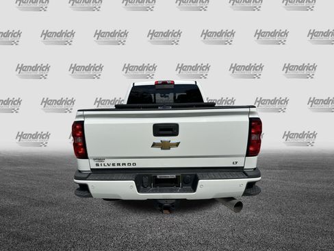 Used 2019 Chevrolet Silverado 2500 LT w/ Custom Sport Edition AWD/4WD image 9