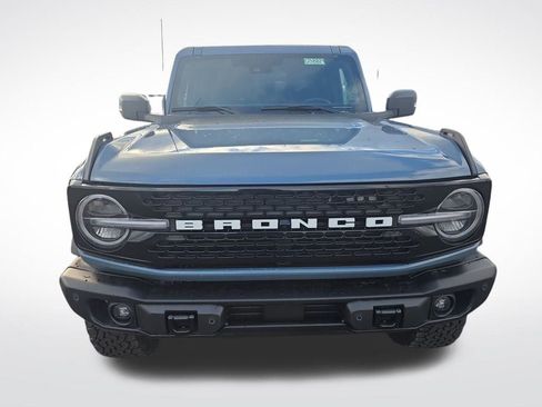 New 2025 Ford Bronco Badlands image 9