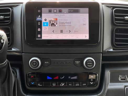 Used 2023 RAM ProMaster 2500 w/ Convenience Group FWD image 20