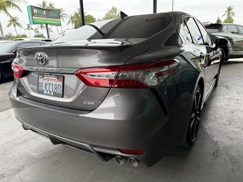 Used 2019 Toyota Camry XSE FWD image 10