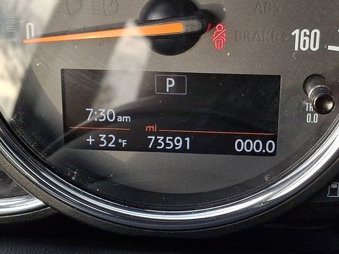 Used 2021 MINI Cooper 2-Door Hardtop w/ Storage Package image 20