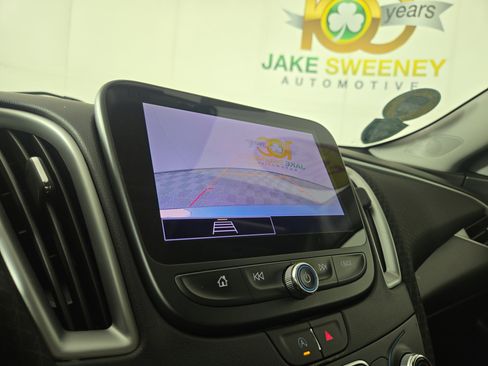 Used 2024 Chevrolet Malibu LT image 21