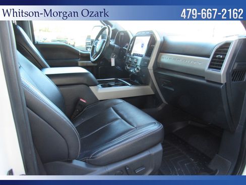 Used 2022 Ford F250 Lariat w/ Black Appearance Package image 24