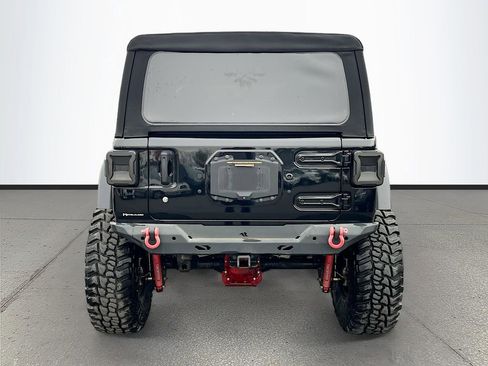 Certified 2019 Jeep Wrangler Rubicon image 6