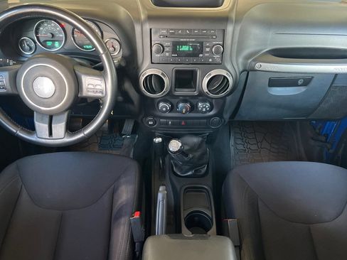 Used 2014 Jeep Wrangler Unlimited Sport AWD/4WD image 13