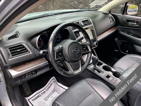 Used 2018 Subaru Outback 2.5i Limited AWD/4WD image 11