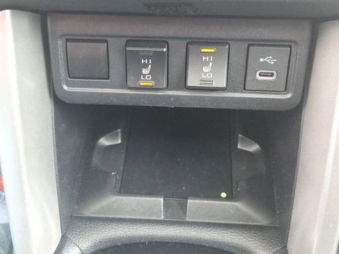 Used 2024 Toyota Corolla Cross XLE w/ Convenience Package image 35