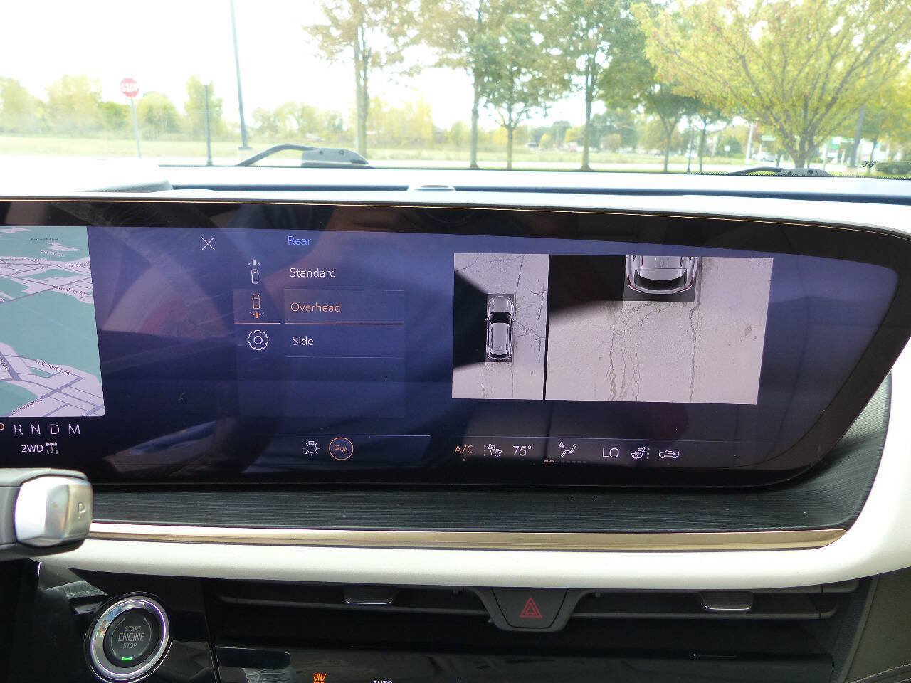 Used 2025 Buick Envision Avenir AWD/4WD image 32