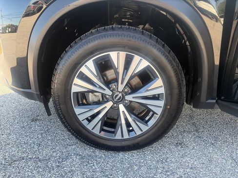 Used 2023 Nissan Rogue SV FWD image 41