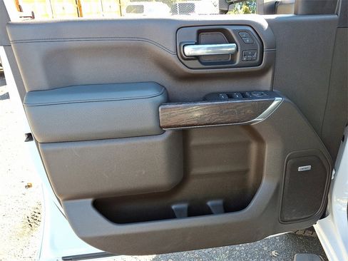 Used 2020 GMC Sierra 2500 Denali w/ Denali Ultimate Package image 13