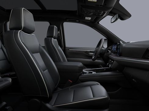 New 2026 Chevrolet Suburban Premier image 6