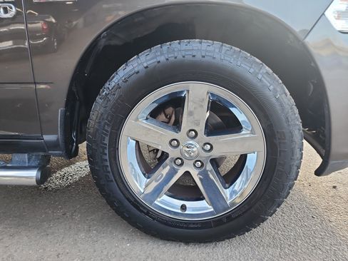 Used 2017 RAM 1500 Express w/ Express Value Package RWD image 30
