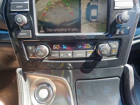 Used 2020 Nissan Maxima SR w/ Illumination Package image 23