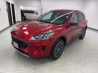 Used 2022 Ford Escape SE video 4
