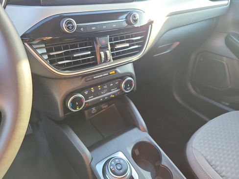 Certified 2022 Ford Escape SE w/ Convenience Package image 32