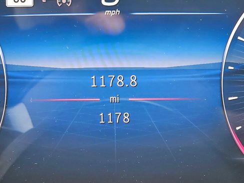 Used 2026 Mercedes-Benz CLE 300 4MATIC Coupe image 21