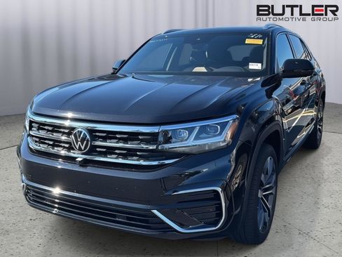 Used 2023 Volkswagen Atlas Cross Sport SEL Premium R-Line image 2