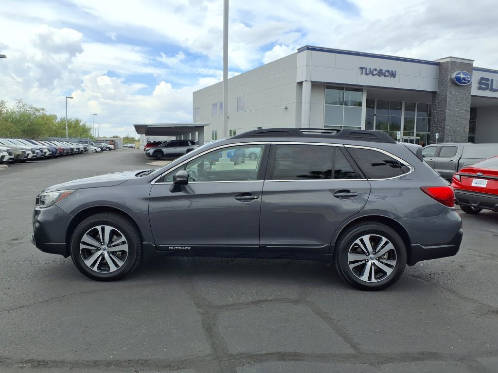 Used 2018 Subaru Outback 2.5i Limited AWD/4WD image 14