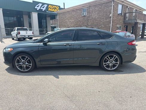 Used 2016 Ford Fusion Titanium FWD image 4