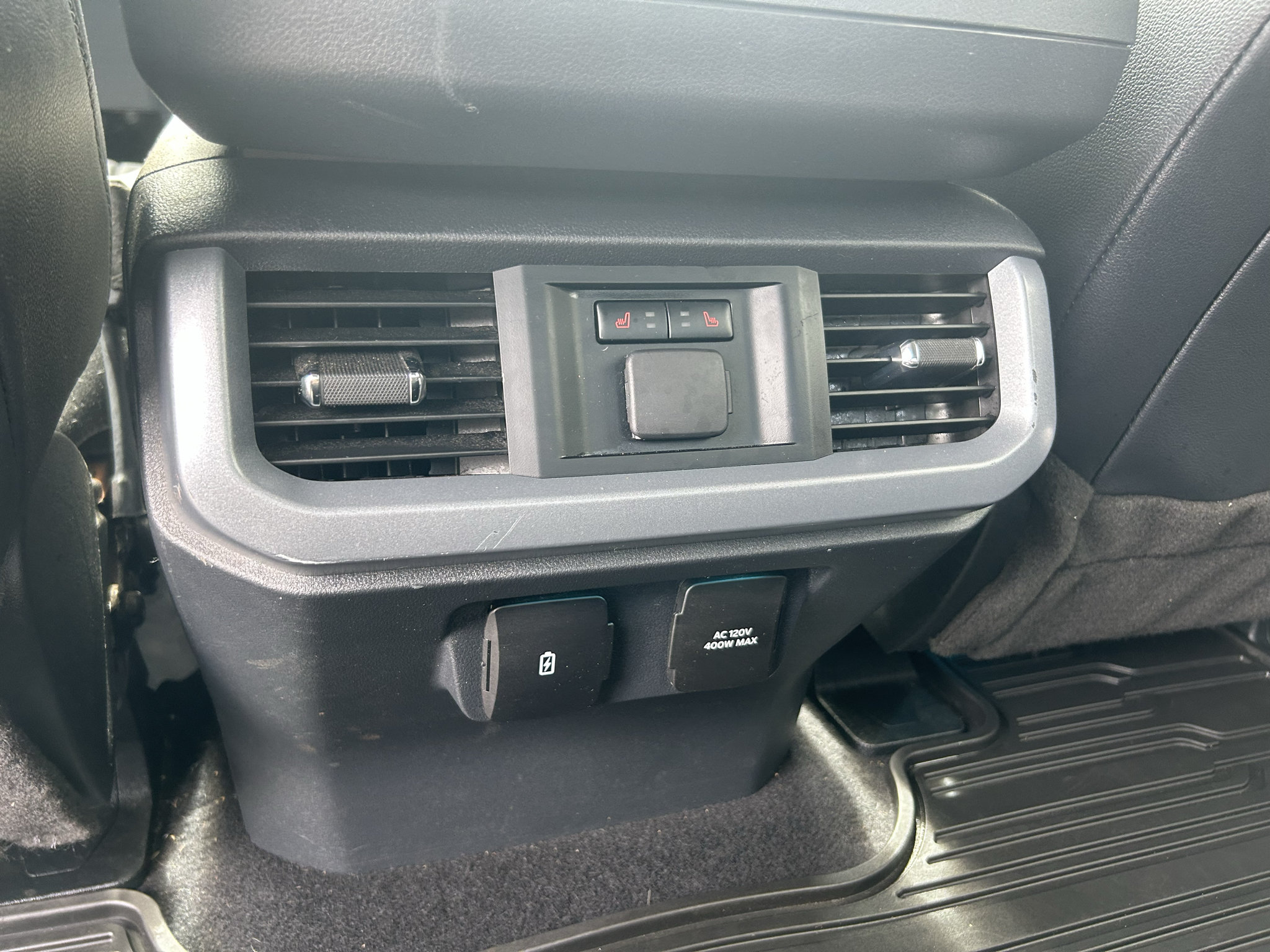 Used 2023 Ford F150 Lariat w/ Equipment Group 502A High AWD/4WD image 30