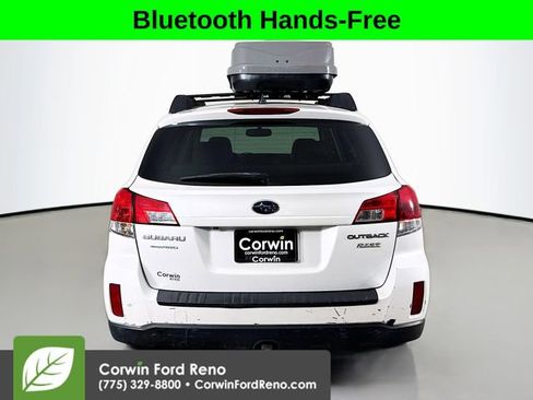 Used 2011 Subaru Outback 2.5i Limited w/ PWR Moonroof Pkg image 6