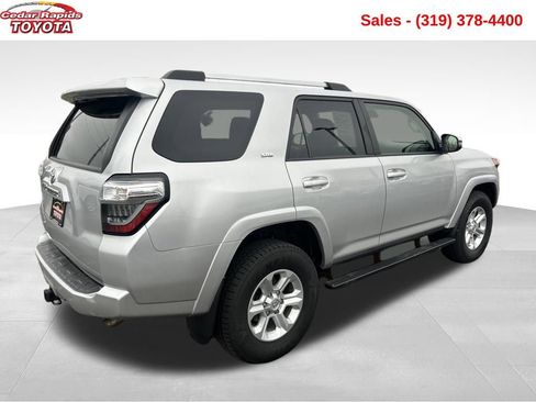 Used 2022 Toyota 4Runner SR5 Premium w/ Moonroof Package image 5
