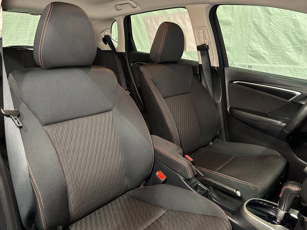 Used 2018 Honda Fit Sport image 34