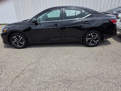 Used 2025 Nissan Sentra SV w/ All-Weather Package FWD image 1