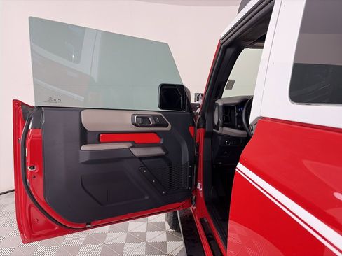 Certified 2022 Ford Bronco Wildtrak image 10