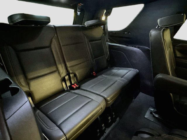 Used 2023 Chevrolet Tahoe Premier AWD/4WD image 27