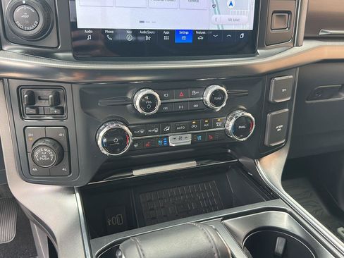 Certified 2025 Ford F150 Platinum w/ Equipment Group 702A High AWD/4WD image 18