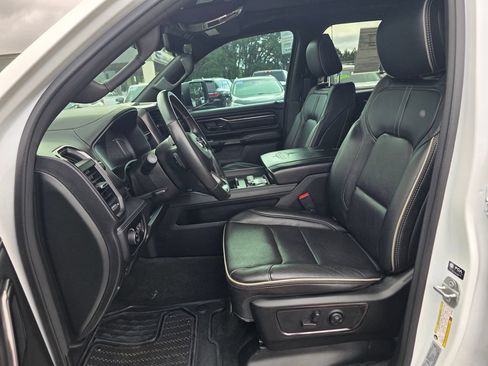 Used 2023 RAM 1500 Limited AWD/4WD image 4