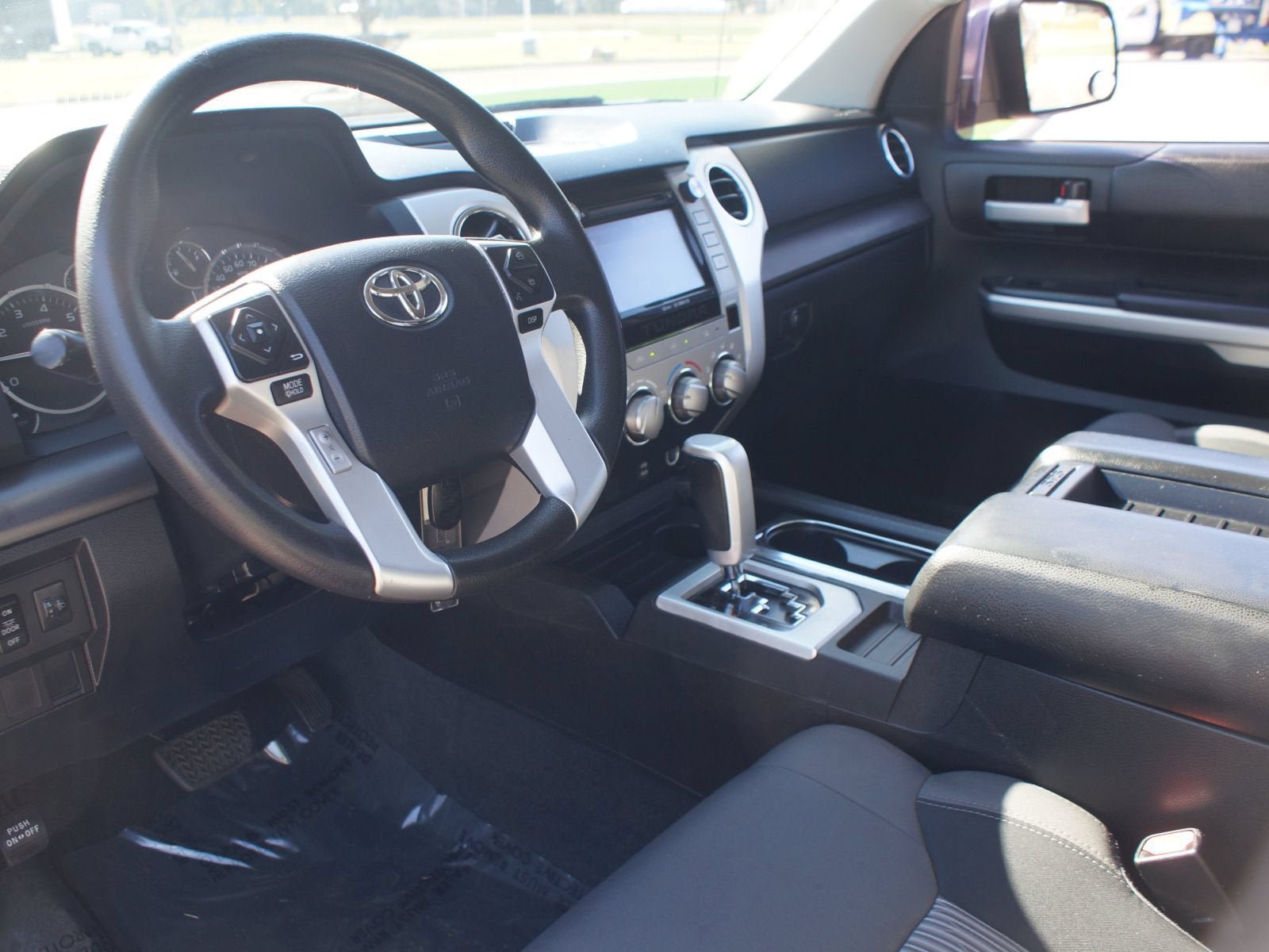 Used 2014 Toyota Tundra SR5 w/ SR5 Upgrade Package RWD image 12