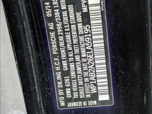 Used 2014 Porsche Cayenne S image 25