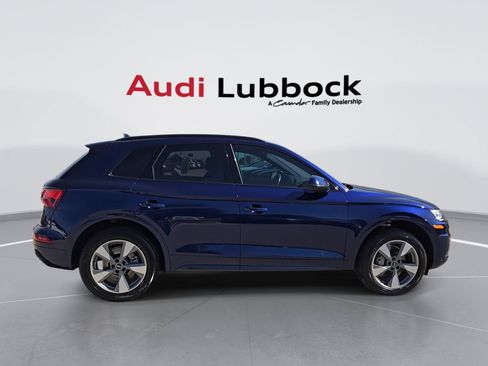 Used 2020 Audi Q5 2.0T Premium w/ Titanium Sport Package AWD/4WD image 9
