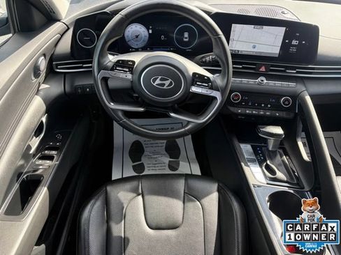Used 2024 Hyundai Elantra Limited FWD image 11