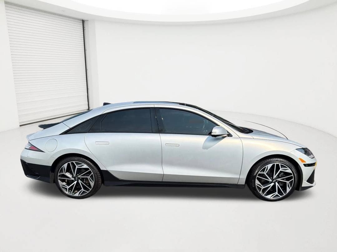 Certified 2023 Hyundai Ioniq 6 Limited AWD/4WD image 4