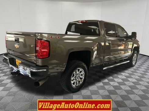 Used 2015 Chevrolet Silverado 2500 LTZ w/ Duramax Plus Package AWD/4WD image 20