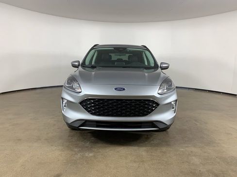 Used 2022 Ford Escape SEL image 3