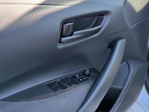 Certified 2025 Toyota Corolla LE image 11