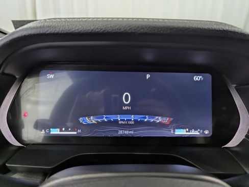 Used 2024 Jeep Grand Cherokee Limited image 20