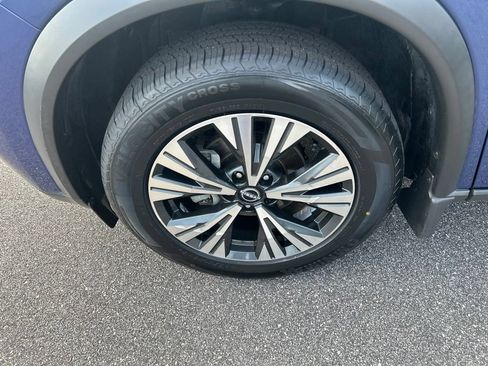 Certified 2023 Nissan Rogue SV AWD/4WD image 9