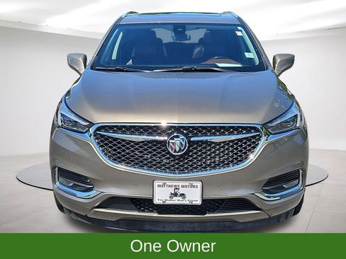 Used 2020 Buick Enclave Avenir w/ Avenir Technology Package AWD/4WD image 2