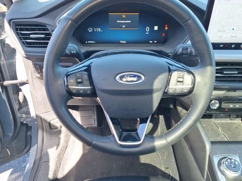 Used 2023 Ford Escape Platinum AWD/4WD image 13