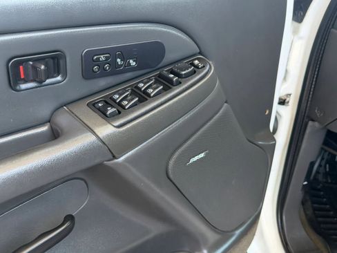 Used 2004 Chevrolet Silverado 2500 LT RWD image 38